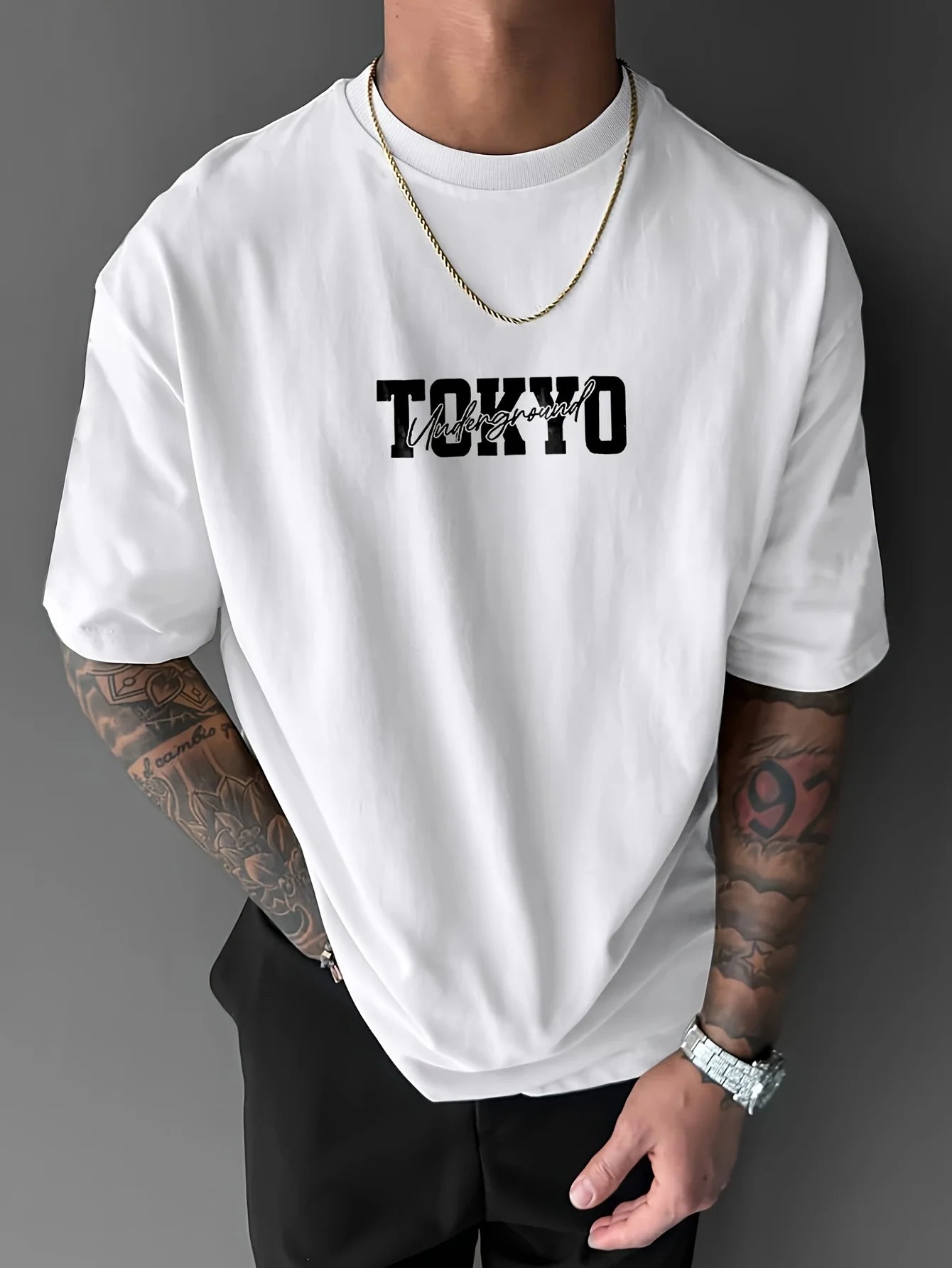 Men's short-sleeved T-shirt, printed with racing cars