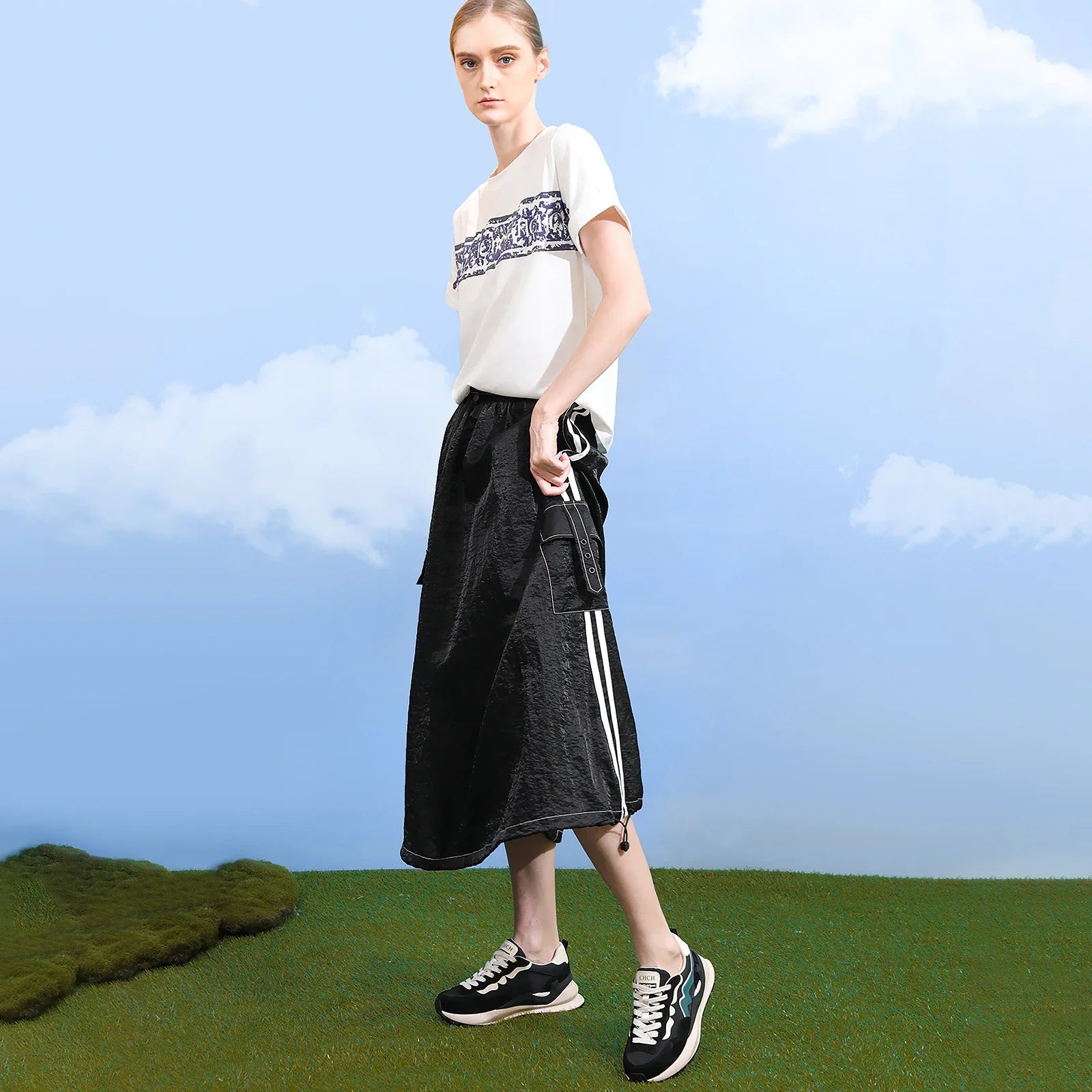 Women's Classic White Casual Tee — Short Sleeve Everyday Top